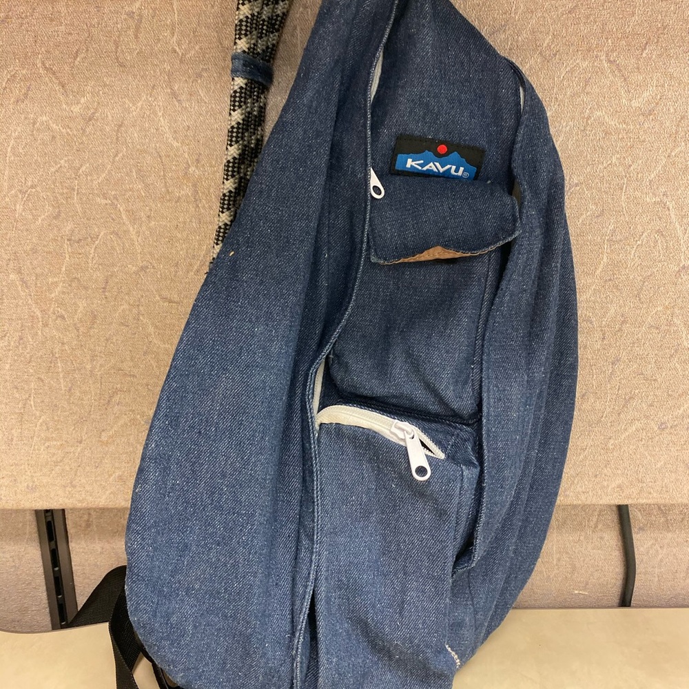 Kavu Crossbody